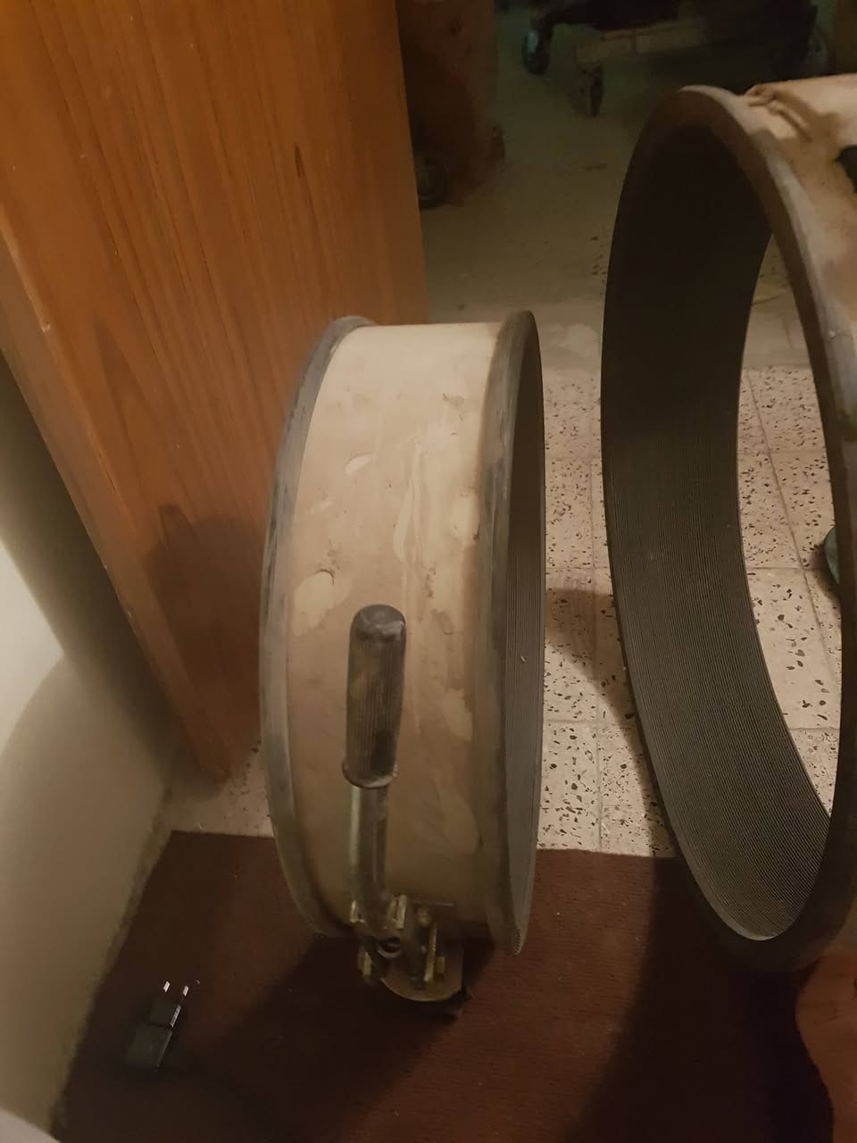 للبيع الأدوات المعروضة الخاصة
بتبديل الإطارات. جديد غير مستخدم
بغداد ***********
