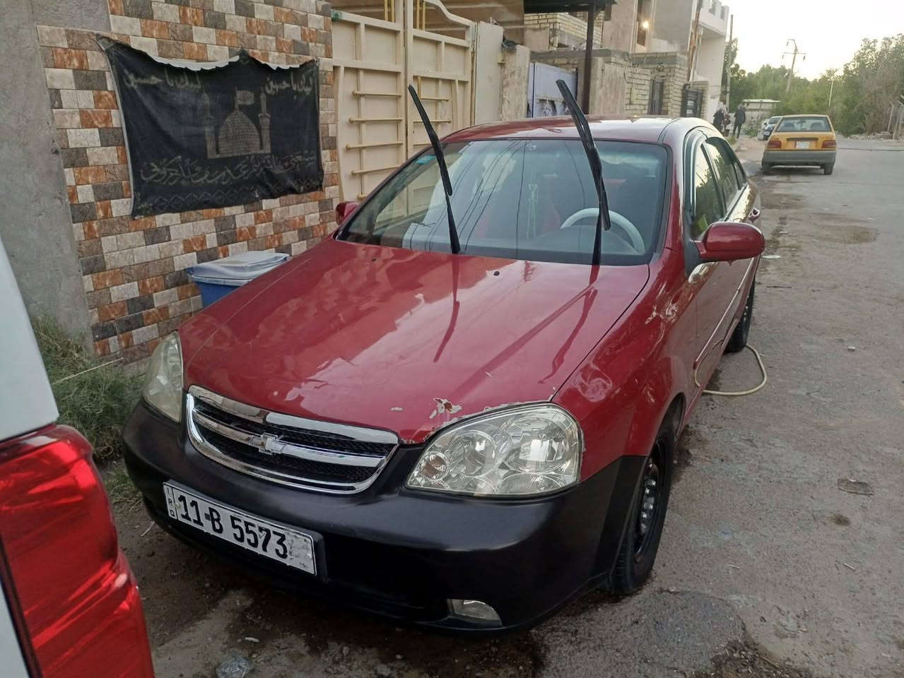 السلام عليكم 
شوفرليت اوبترا 2011 بغداد السيارة ب اسمي شرط التحويل رقم انكليزي  كير عادي مكينة وكير جديد تبريد ثلج 
تخم تاير جديد بيها قطعة وحدة صبغ ( الجاملغ الخلفي الايمن )
بدون دواخل + الهلال الخلفي السعر 68 وبيها مجال للاستفسار ***********
