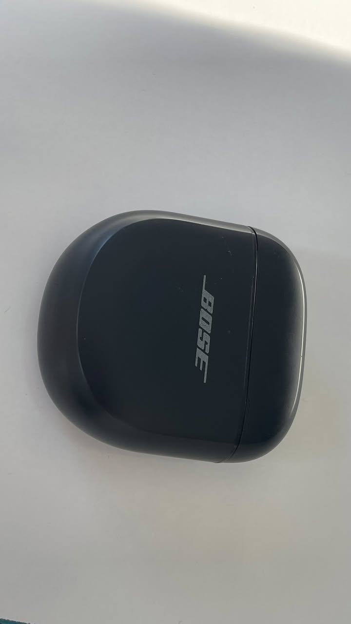 سماعة ماركة بوز
مستخدم  وكما موضح بالصورة 
المزاد وصل لحد الان 100 الف 
ملحقات كاملة
الي يحب يزيد على المبلغ يكتبلي اليوم اخر يوم للبيع


**إذا كنت صاحب هذا الإعلان وتريد حذفه لأي سبب، رجاءا أرسل رسالة إلى الدعم الفني**