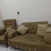 تخم 7 مقعد نضيف ومابي ضرر السعر 225 وبي مجال المكان بغداد الحرية  تواص...