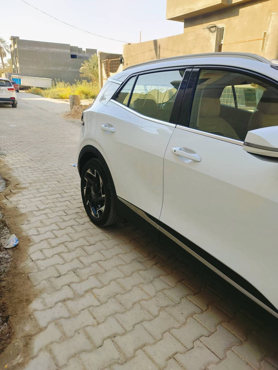 سلام عليكم سبورتج خليجي كفاله عامه ماشيه 11 الف موديل 2025 رقم بغداد فول مواصفات من عدا البانوراما بيع او مراوس ب K5  موديل 25. او26 للاستفسار 
***********
