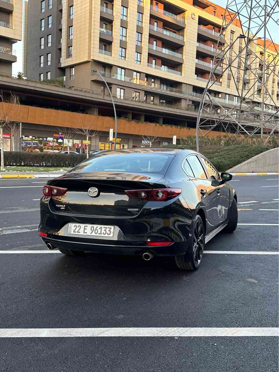 ‎Mazda 3 AWD👑
مۆدێل :2022
ڕەنگ:ڕەش
ماوەی ڕۆشتن :٤٥٠٠٠کم 
جۆری مەکینە:2.5L بێ تۆربۆ
مواسەفات :Preferr‎ السليمانية, العراق


**إذا كنت صاحب هذا الإعلان وتريد حذفه لأي سبب، رجاءا أرسل رسالة إلى الدعم الفني**