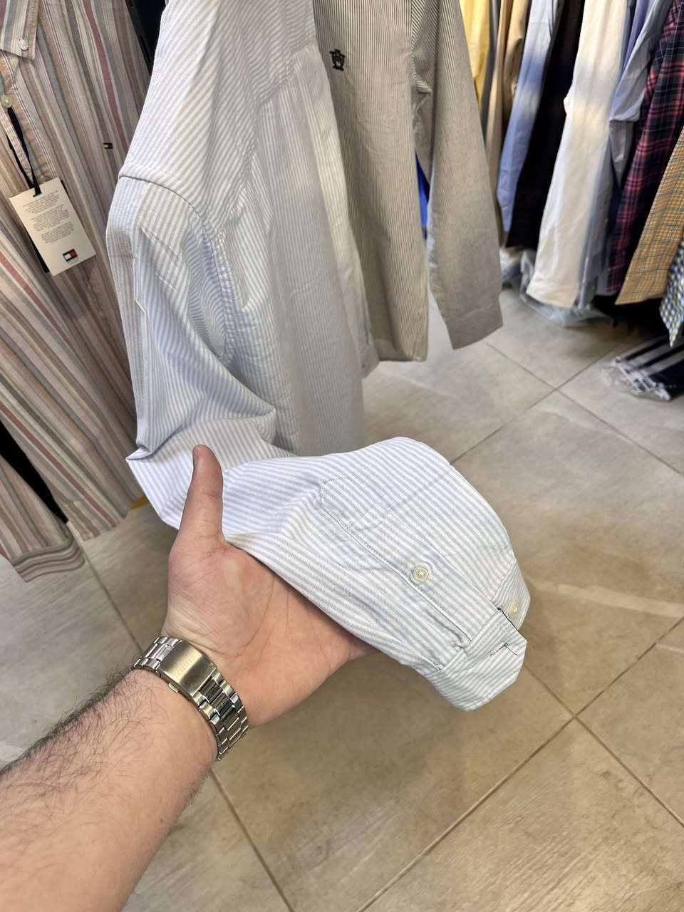 لمعرفه السعر اكتب تم داخل التعليقات
#اوربا_براند/اوربا براند


**إذا كنت صاحب هذا الإعلان وتريد حذفه لأي سبب، رجاءا أرسل رسالة إلى الدعم الفني**