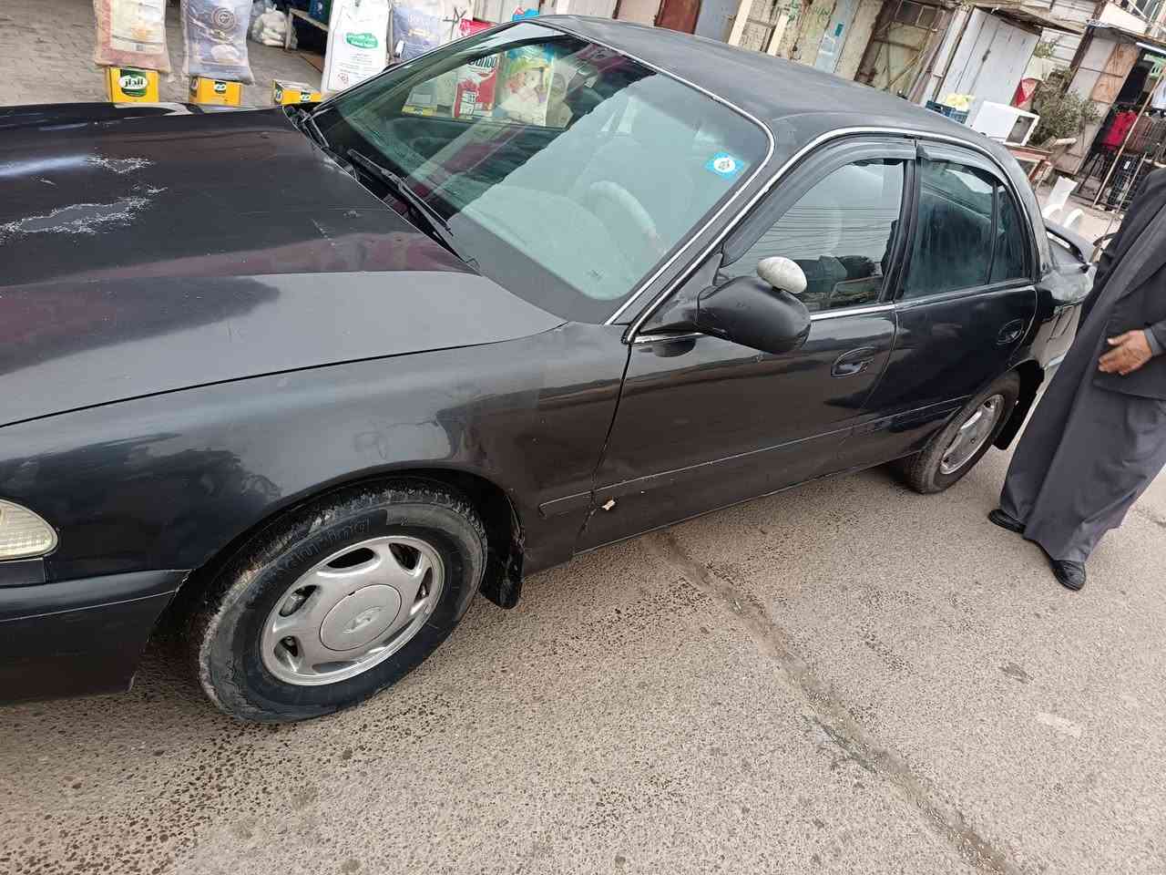 سلام عليكم سوناتا للبيع موديل 94 السياره مكفوله من كلشي رقم بغداد أنكليزي تحويل مباشر سياره مصفره غرامات كير عادي وكشرتها كدام عينك وتجي وتشوفها وتقتنع بيه يلا تأخذها سعر السياره 45او بيه مجال حك الجيه مكان السياره بغداد الحسينيه الراشديه رقم ***********
