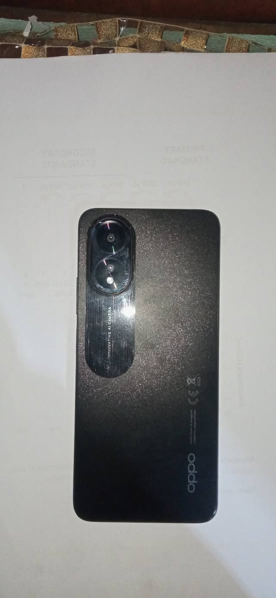 تليفون للبيع اذكره128 المعالج 4.00 بطاريه 89 مستخدم ثلاث اشهر سعره 75
