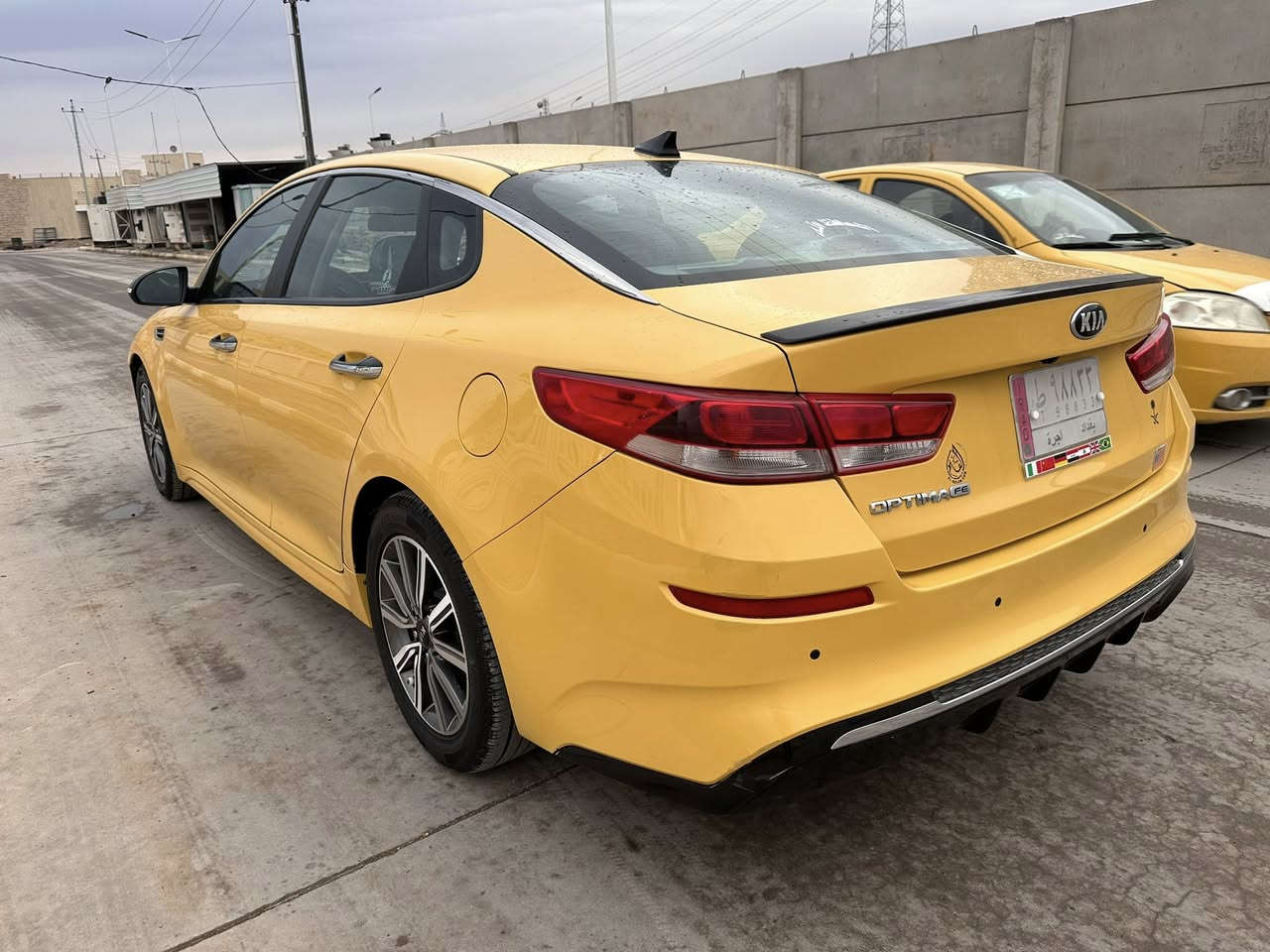 السلام عليكم
اوبتيما 2020  وارد امريكي 

محرك  GDI المرغوب  2400

سياره جاهزه  صور حادث موجوده

مابيها اي نقص 

تحكم ستيرن 

 مانع انزلاق وكل المواصفات  

     للبيع فقط.

***********

***********
