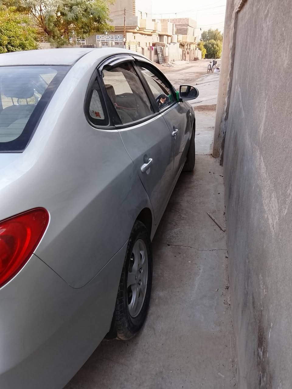 النترا موديل 9 لون رصاصي رقم بغداد دولي محرك 1600 دكشن عالي صبغ حزام  بدون دواخل  السعر ب 97 وبيه مجال العنوان بابل  ***********
