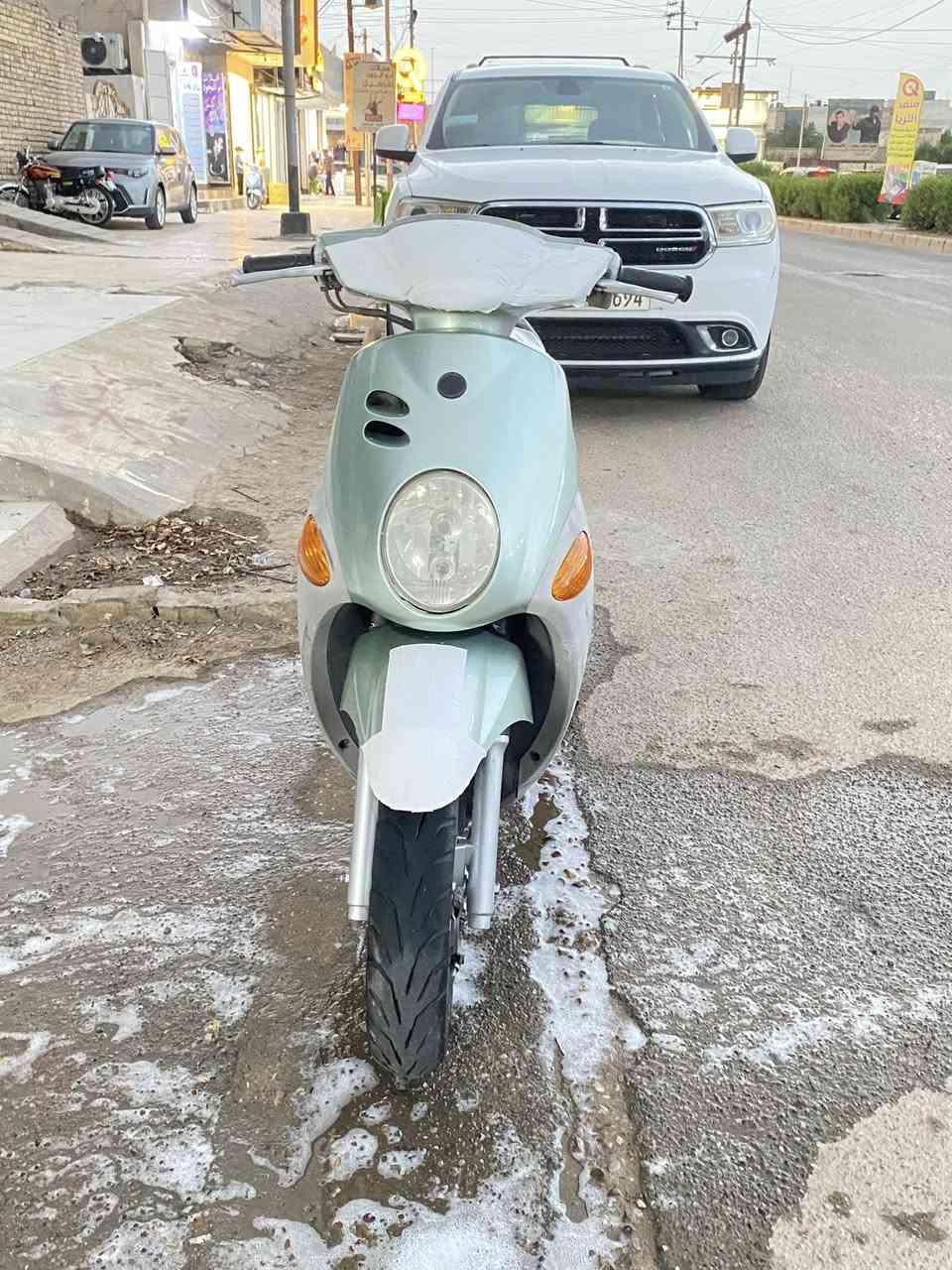 فله موديل ٢٠١٢ مكفوله كفاله عامه صارلها شهر طالعه من رمبه مكفوله من اللايت الكدام للايت الوره محرك كفاله عامه من البرغي 
سعر مليون و١٠٠
***********
