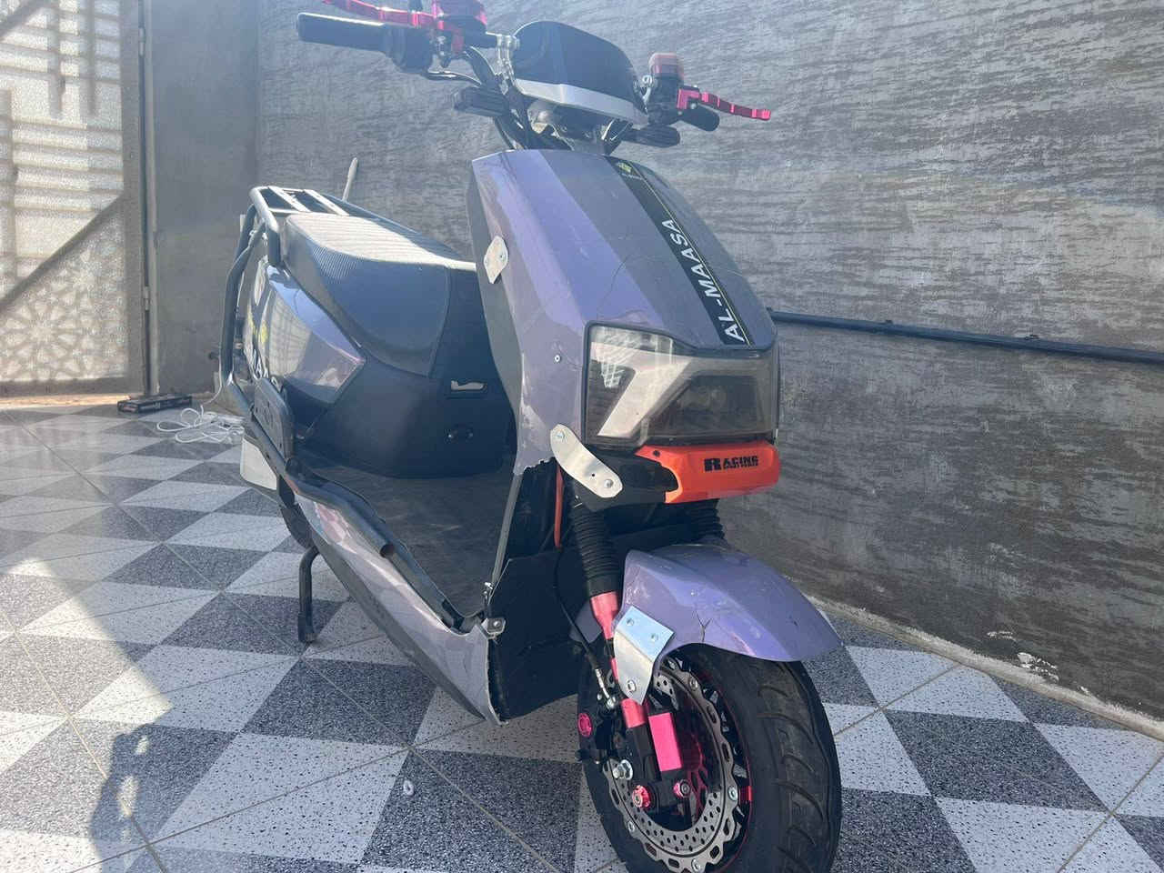 دراجه شحن للبيع
موصفات فول
بعده جديد
السعر ٥٠٠
للتواصل واتساب
***********
