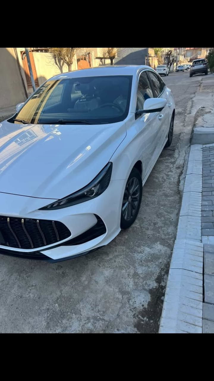 موديل ٢٠٢٥ فول مواسه فات هيجي نيه نه بوياخ نه شخوت ٥هه زار روشتوه به ناوي خومه وه يه به سفري لاي خوم بووه سه عري ١٢٠ له سليمانيم***********
