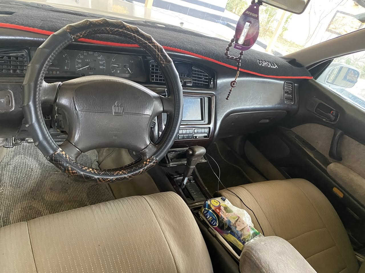 السلام عليكم للبيع فقط بطة منفصل موديل 94 رقم بغداد الجديد انكليزي وسنوية بأسمي تحويل مباشر السيارة مكفولة من الصبغ عدى الجاملوغ الخلفي الأيمن نصه مصبوغ والباقي بلاد محرك بطه ديلكو 2500 محرك وكير مكفول تبريد شغال تخم تاير وصدر  وحدادية وكهربائيات  جيدة /السعر 60 ورقه ومجالها قليل/مكان السيارة بغداد المدائن/ماارد على اي تعليق الشراي يتصل ***********/وبيها واتساب
