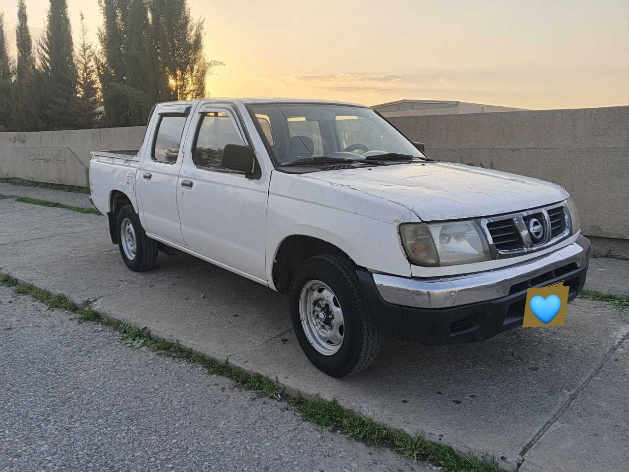 نیسان پیکاب 
مۆدێل ٢٠٠٢ کامل بۆیاخ بێ تەقەو ڕەقە ماڵی دۆستە 
سەنەوی بەسەر چووە . ژ.م / ***********. ***********
شوێن . هەڵەبجەی تازە
