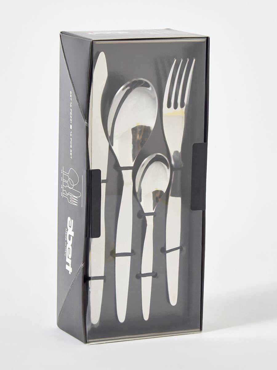 للبيع اغراض جديدة مال بيت 
طقم ادوات مائدة 48 قطعة ايطالي من دبي 
طقم كاسات ماء تركي 12 قطعة 
مفرش + شرشف و 2 اغطية مخدات 
ليس شعر Philips 

كله جديد بالكارتون


**إذا كنت صاحب هذا الإعلان وتريد حذفه لأي سبب، رجاءا أرسل رسالة إلى الدعم الفني**