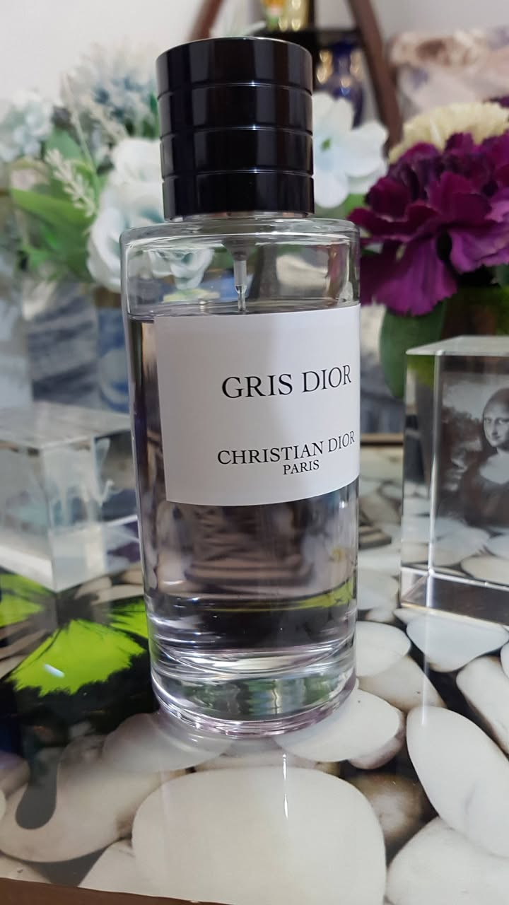 السلام عليكم
عطور للبيع الاسعار بالعراقي


**إذا كنت صاحب هذا الإعلان وتريد حذفه لأي سبب، رجاءا أرسل رسالة إلى الدعم الفني**