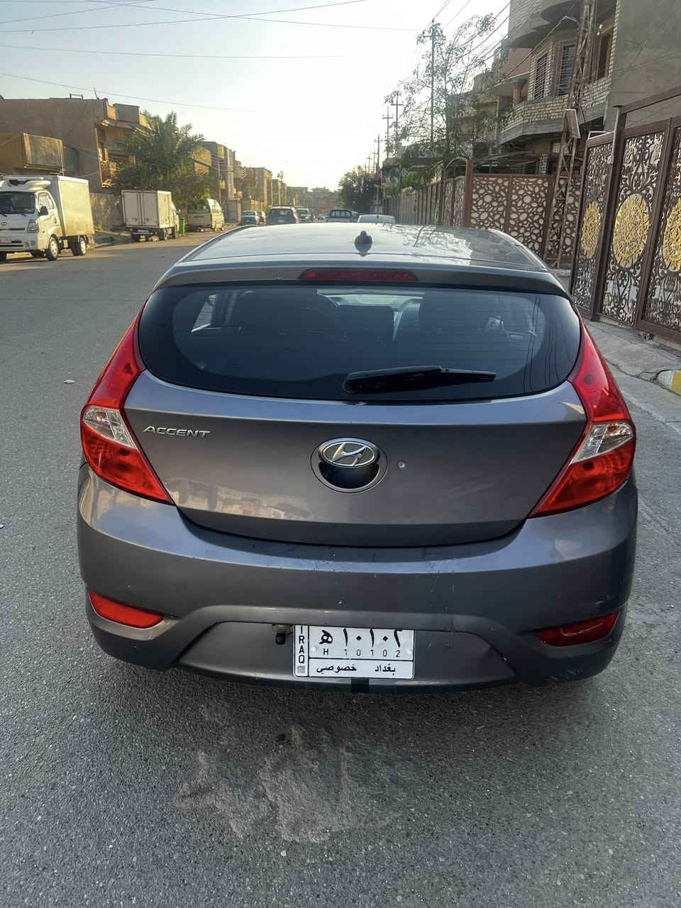 السلام عليكم اكسنت هاشباك موديل 2016 السعرر (78) *********** السياره أمريكيه حادث السياره جاملغ و امباوك ويا باب السايق الخلفي فقط كلير السياره كير محرك جدد صدر امامي و خلفي كله جديد تايرات جدد رقم بغداد الاماني تحويل ثاني يوم الشراي يتصل@
