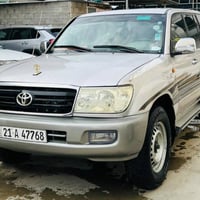 تۆیۆتا لاندکرۆزر 1999مۆنیكا  سێ ڕوبع ڕەنگی سلڤەر   بۆیاخی ۳ پارچەو نیو...