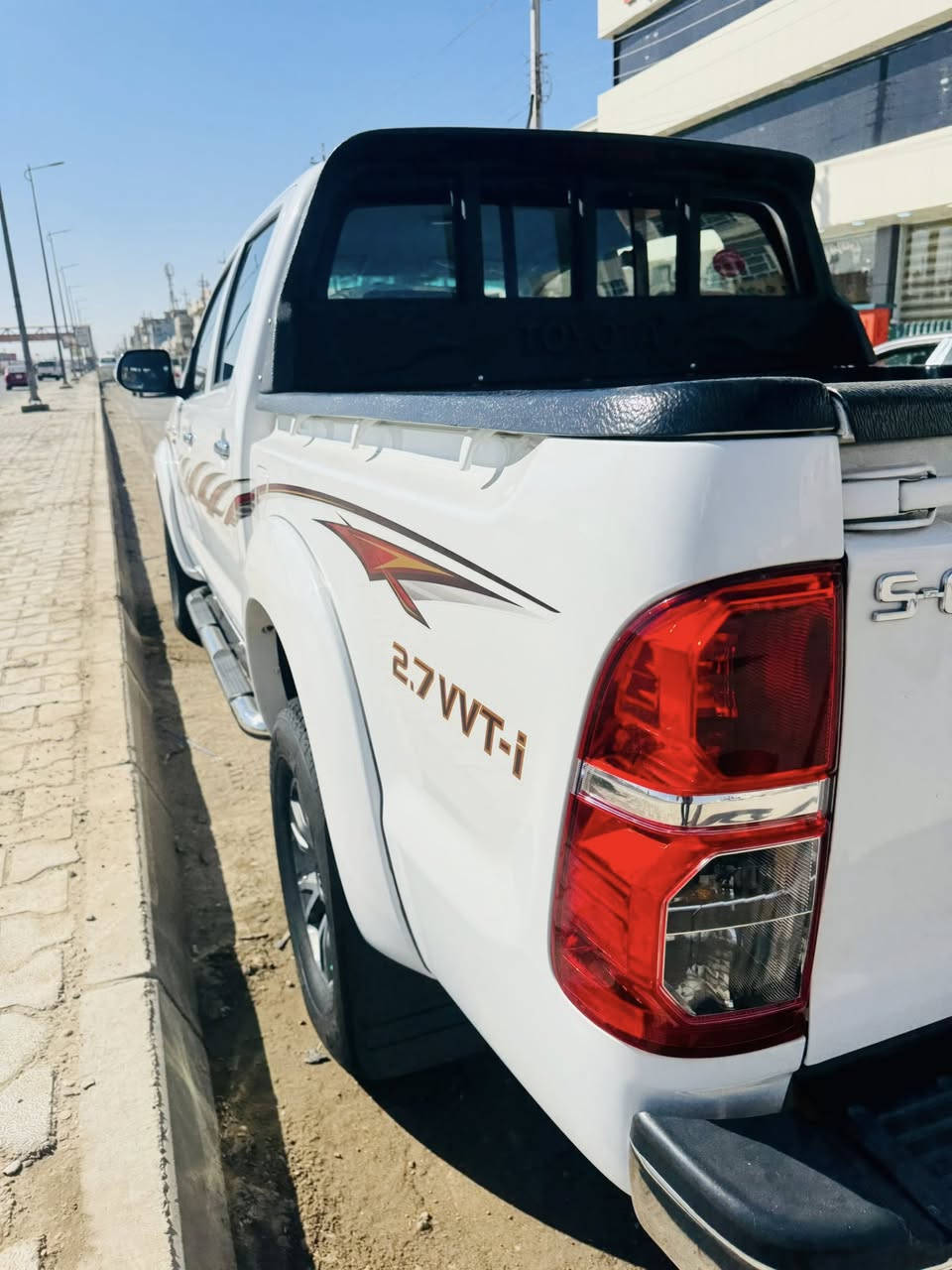 السلام عليكم
تيوتا هلوكس 2014 سعوديه ام البطل 

مكفوله كفاله عامه على وضع الشركه 

تايرات جديده رقم سلمانيه 

***********

ديالى بعقوبه
