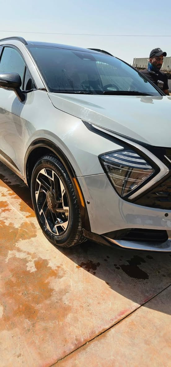 سلام عليكم 
سبورتج موديل 2025 
برستيج اعلى فئه بل سبورتج فول 1/1
تريدهه مرقمه تريدهه بدون براحتك 
تفاصيل اكثر اتصل وتدلل ***********
