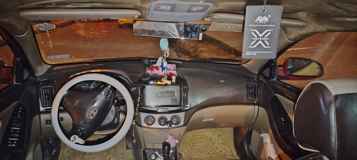 السلام عليكم 
الانتر امريكي 2010للبيع رقم ديالى محرك 20محرك وكير نظاف منضمومت غاز شرط التحويل السعر 90وبيها مجال قليل اتصال الرقم 
***********
