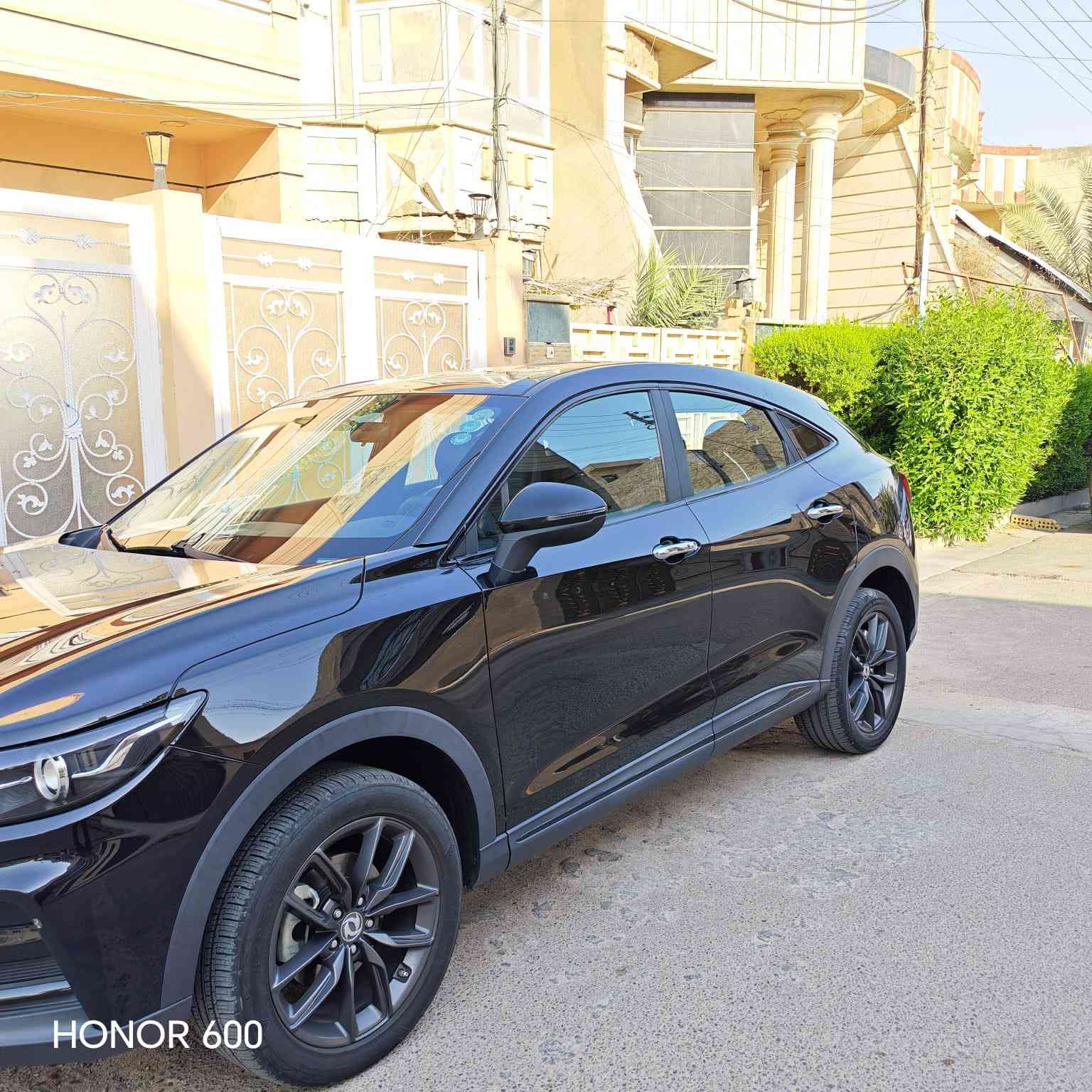 dong feng ix5 sport 2023
سياره جديده وبعدها بضمان الشركه دهن وفلتر من الشركه والتبديل على ايدهم يعني ضمان الشركه 
كير ومحرك ياباني 1500 تيربو 
ثلاث انظمة قياده 
اقتصادي وسبورت واعتيادي 
فول بفئتهه فتحه سقف 
تبريد قطعتين 
فول تحكمات ستيرن 
تثبيت مسار 
اوتو ستوب 
اوتو هولد 
مانع انزلاق 
فول ايرباگ
مود قياده ضد الثلج والامطار 
مود قياده عند المرتفعات 
مود قياده عن المنحدرات 
7 سماعات و6 سبيكرات مع نظام صوتي دولبي 
ستيرن جلد بلاد 
كشنات جلد
بصمة دخول وتشغيل بصمه
شاشة تحكم 11.5 انج 
كل ادوات السياره كاملة سبير وجك والعده  
 عداد المشي :١٧ الف كيلومتر 
مكفولة كفالة عامة 

السعر ١٣٨ ورقه وبيهه مجال 
للاستفسار الاتصال على الرقم
متواجد واتساب
***********
مكان بغداد حي الجهاد
