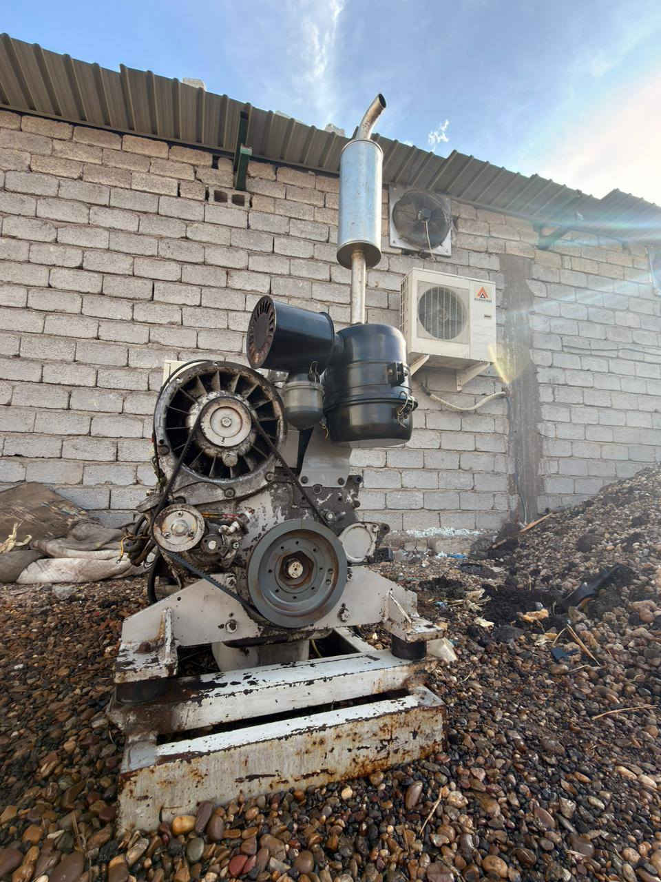 بسم الله الرحمن الرحيم .  
مولد دويز 3 بستم 30 كيفي طبك بلادي سنكل فيز 
على وضع الشركة مامفتوح 
مع جهاز برودكشن كامل اطفاء وتشغيل اوتو مع ربط الحماوة والدهن كامل 
مع جهاز اطفاء عند قطع القوايش 
للاستفسار 
***********
مكاني اطرف بغداد منطقة ابراهيم بن علي
