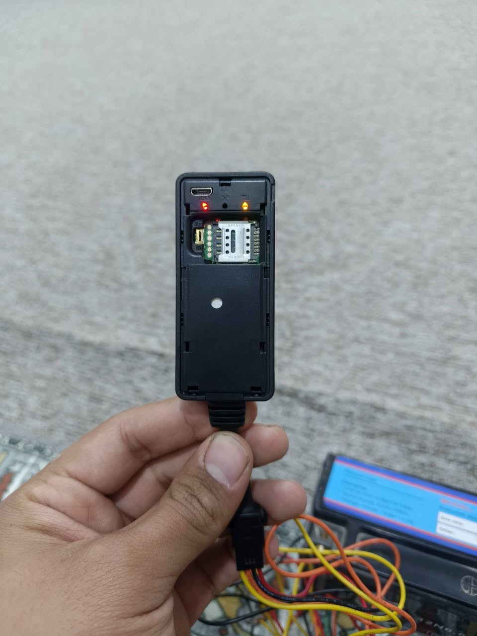 جهاز جي بي إس تتابع مل دراجه تحط إله سيم كارت وتفعله بس إني ماعرفله ويطلع الدراجه بي مكان تروحله عندي عدد 2 الواحد ب 25
مكاني بابل الحمزه الغربي ما عدي توصيل 
رقمي ***********
