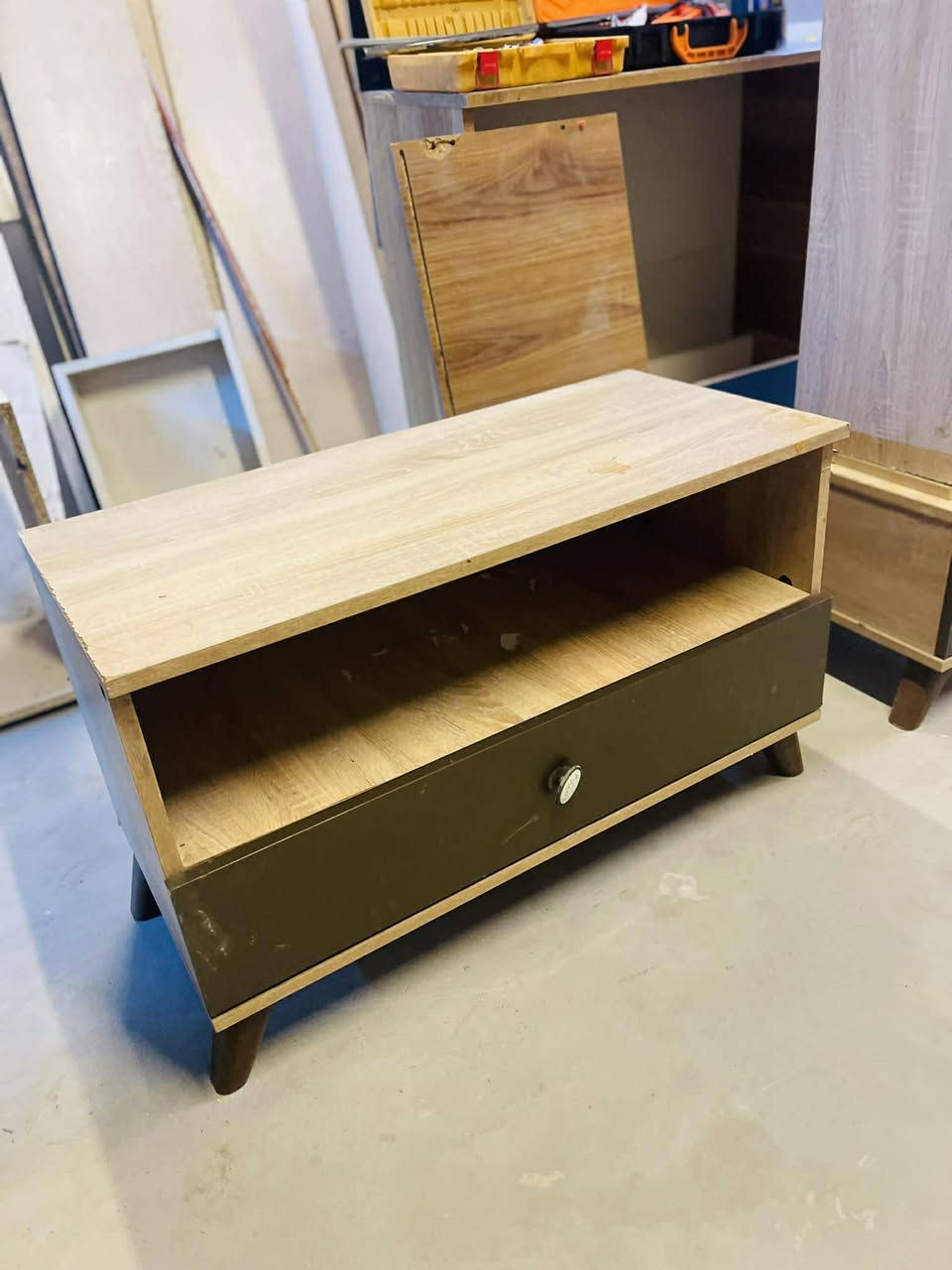 غرفه نوم تركي 🇹🇷
7قطع  نضافه 90
السعر 400
***********
 مع شد ونقل مجاني داخل بغداد
