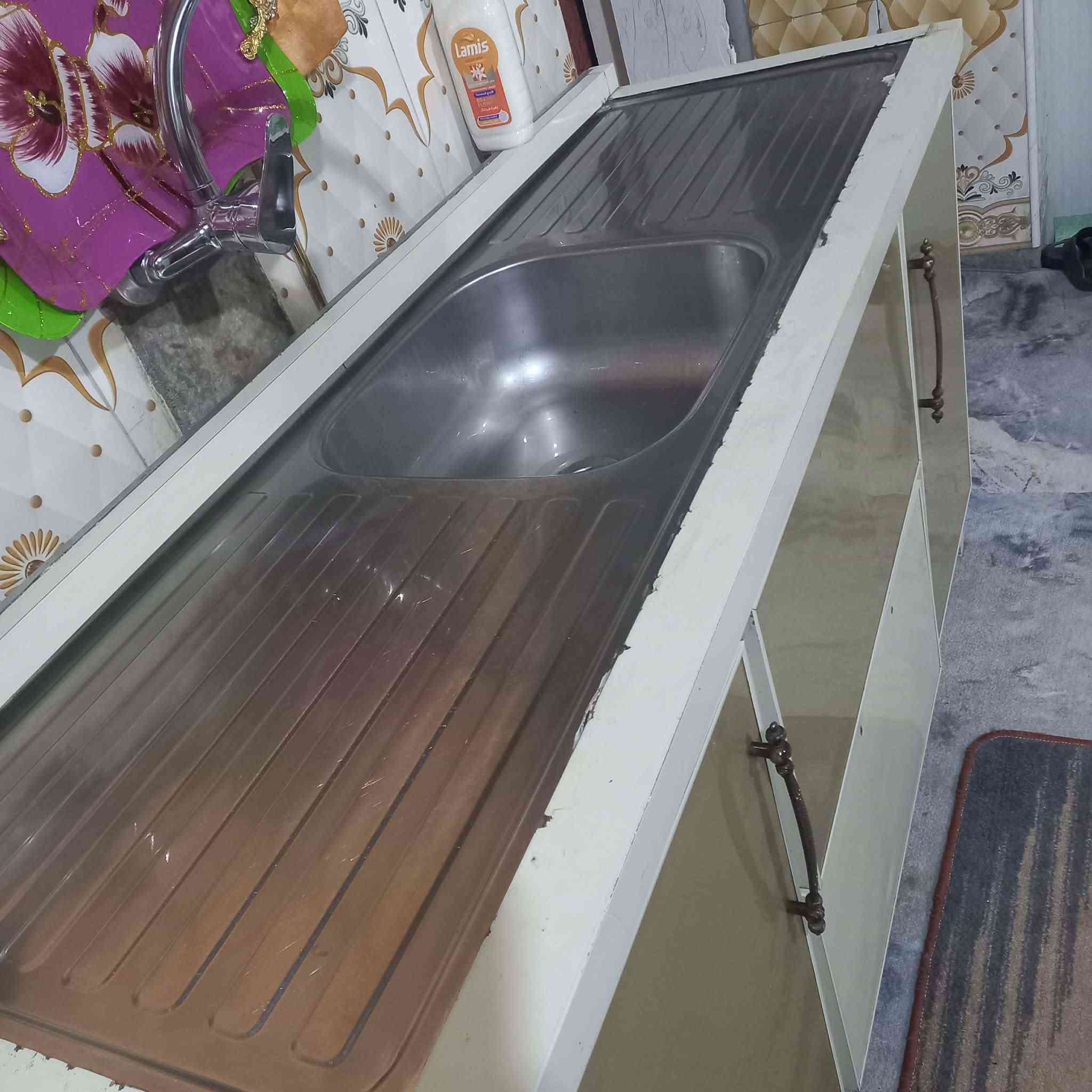 غراض للبيع بسعر مناسب الشراي يتصل ويدلل ***********
