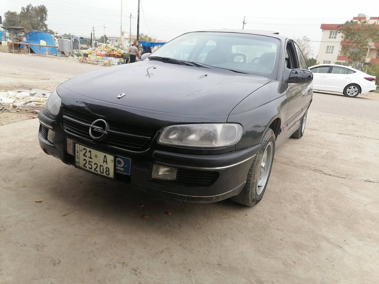 اوبل بزون رقم سليمانيه موديل ٩٦سنويه سنويه جديده رقم انكليزي تخم تاير جديد دواخل جديد سقف سلايت محرك٢٠كبس كير اوتوماتيك مكفولات بدون اي نقص سياره احلى من الصور تدفئه تبريد شرط التحويل والوكالة بيها كوبون بانزين سعرها/ ٥٢ /وبيها شويه مجال عنواني ديالى خانقين *********** /
