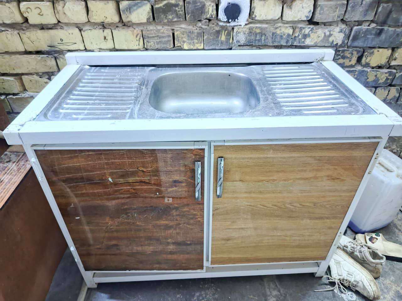 سلام عليكم غساله غراض كلهن شغالات ونضاف سبالت ثنين ب325 مقفول غازهن ثلاجه عل تجميد 100 سنك كاونتر 50وغساله تغسل بطانيه امل نفرين 16 لو17 كيلوب 175نضاف مكاني بغداد بلديات المعسكر ***********
