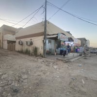 بيت ١٦٠م • محلات مؤجرة • حي الجامعة