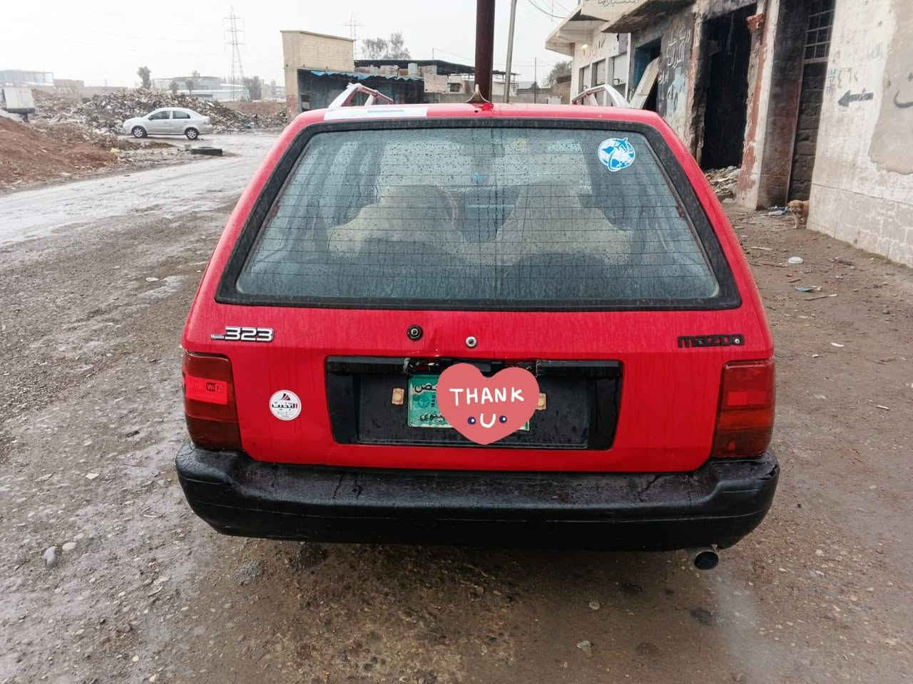 السلام عليكم ورحمه الله وبركاته للبيع مازدا حجم 323 موديل 93 محرك 8 باخ كير شرط ومحرك بداية نفخ رقم اخضر سنويا أخضر مرسم شرط تحويل وكاربون بانزين بيها وتدفئة شغال شرط  سياره جاهز  من كل شيء بدون صبغ وضع شركة بيها ملاحظات قليل مكان موصل جانب ايمن 
استفسار عن ارقم 
***********
***********
السعر 21 وبيها مجال
