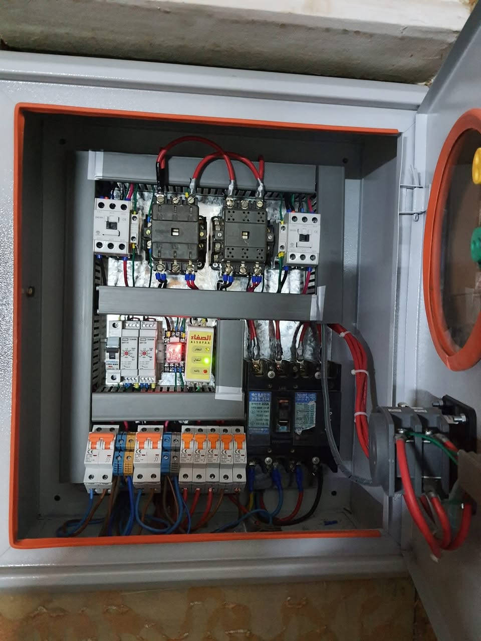 كهربائي متفرغ لجميع أعمال التأسيس والصيانة ⚡

تبني بيت جديد أو تحتاج تعديل كهرباء؟
نوفر لك شغل نظيف وآمن وبأسعار مناسبة 👇

🔌 تأسيس كهرباء كاملة للمنازل والمحلات
💡 تركيب إنارة داخلية وخارجية حديثة
📦 تمديد أسلاك نظامية حسب الحمل
🛠 صيانة الأعطال الكهربائية السريعة
⚙️ تركيب لوحات توزيع وقواطع أصلية
🔋 حلول توفير كهرباء وتنظيم أحمال
🏠 عمل منظم ومرتب داخل الجدران قبل التبليط
✅ التزام بالمواعيد وجودة مضمونة

العمل داخل كربلاء 
شغل احترافي وبإشراف مباشر

📞 للحجز والاستفسار:
(***********)
