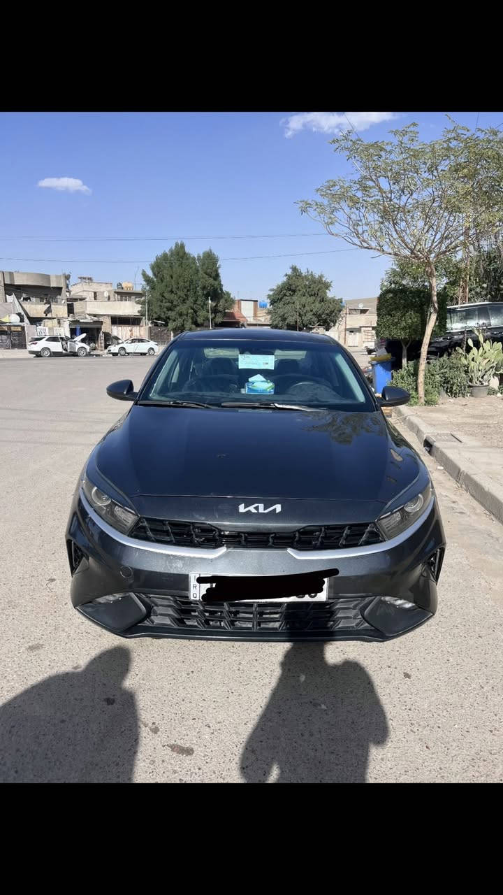 السلام عليكم فورتي 2023 رقم بغداد معوقين وارد امريكي ٤ قطع صبغ  مكانها بغداد  الرقم ***********
