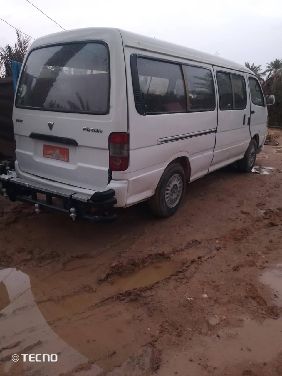 سلام عليكم سياره فوتون موديل 2009 مكينه وكير واكسن مكفولات تخم تأير كهربائيات كله  شغاله مدوشمه سياره مصبوغه عام بس بدون ضربه شرط تحويل / مكان كربلاء الحسينيه السعر 40 وبيه مجال شراي بيه خير ويدلل رقم هاتف ***********
