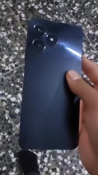 مبايل كفالة عامة كلة شغاب بس كسور بسيطة جدد بل الساسة جدن بسيطة ونضيف ...