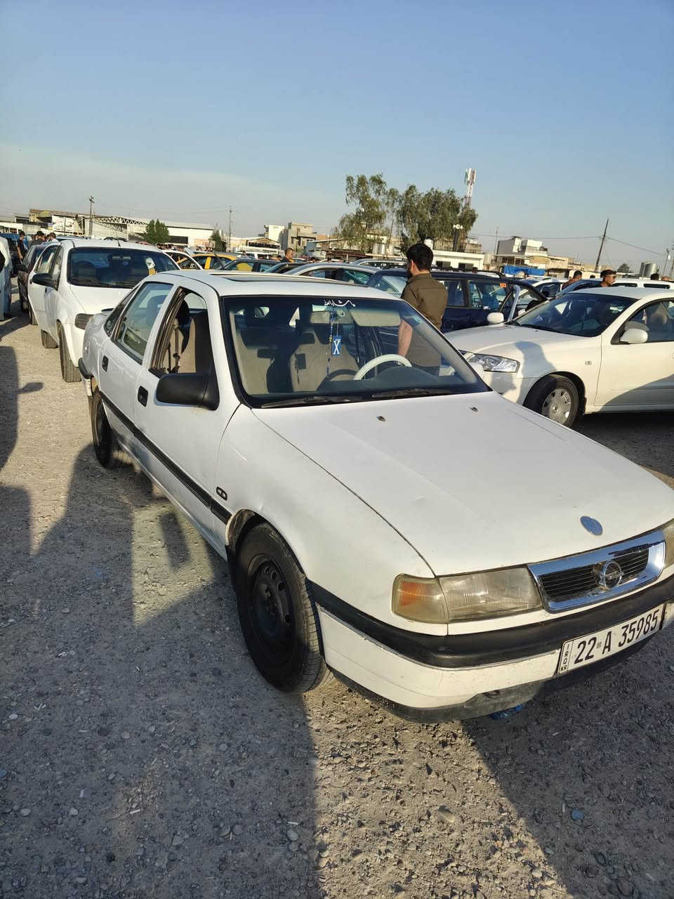 اوبل موديل1991 ابيض رقم اربيل سياره نضيفه بيها بس هلال وبكد شبر بارد يم الصندوق السنويه منتهيه 
السعر 42 وبي مجال بسيط 
*********** كركوك, العراق
