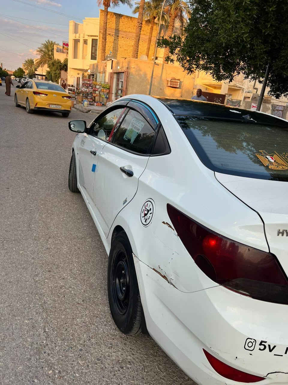 السلام عليكم اكسنت موديل 2012 خليجي مكينه 1600 دوش رقم واسط بسمي السعر 80 بيها مجال لاستفسار ***********
