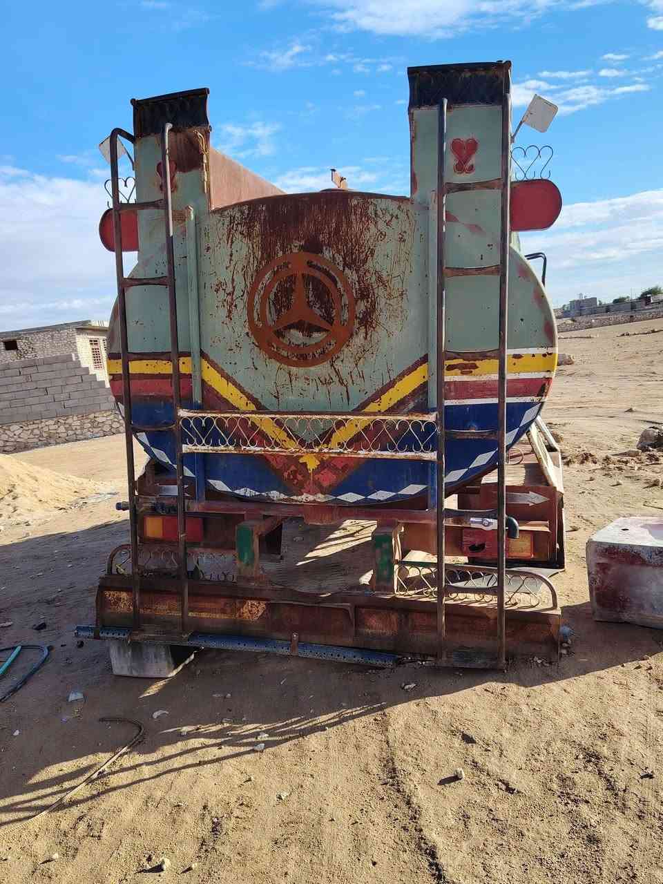 سلام عليكم تانكي اقجم نضيف اللبيع السعر 4 ملايين لاستفسار على رقم  ***********
