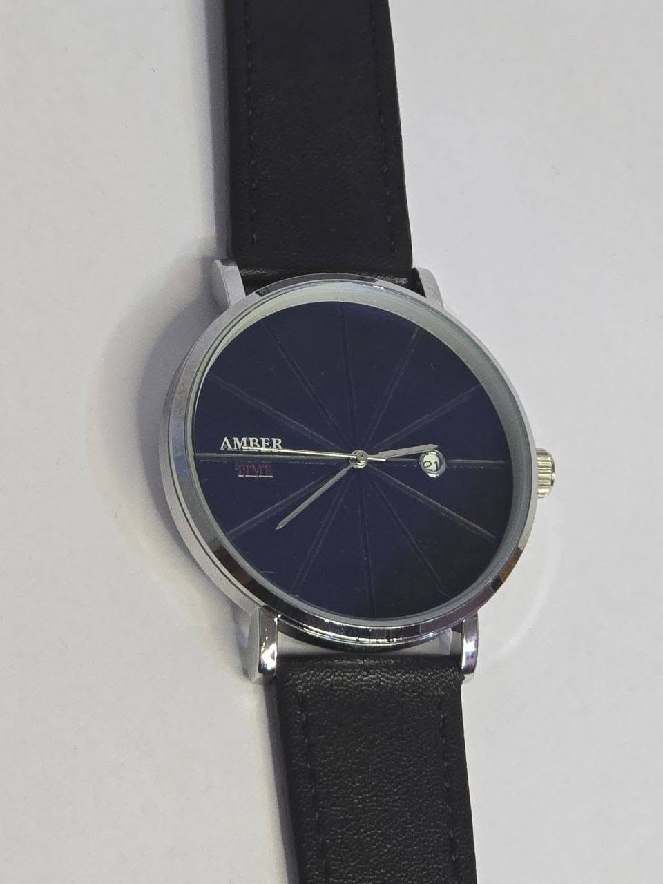 AMBER TIME 

تحفة فنية
لمحبي الرسمي والمميز
مكينة كوارتز
ميناء مميزة 3D محببة مزودة بمنفذ تاريخ
زجاج زفير مزرق ضد الخدش
مقاومة ماء وغبار (رذاذ)
سير جلد ناعم وطري
القطعة مختمة حفر

السعر : 10 الف ع اول تم
للحجز والاستفسار يرجى مراسلة الصفحة


**إذا كنت صاحب هذا الإعلان وتريد حذفه لأي سبب، رجاءا أرسل رسالة إلى الدعم الفني**