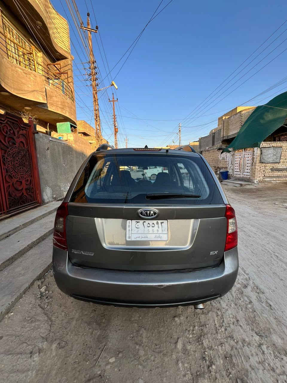 كيا رندو 2009 بغداد
وارد أمريكي حادث جاملغ الخلفي الأيسر
سبعة راكب محرك 2400 دوش
تحكمات ستيرن العنوان بغداد الحسينية الراشدية 
السعر100وبيها مجال رقم الهاتف ***********
متواجد أرد فقط على رقم الهاتف
