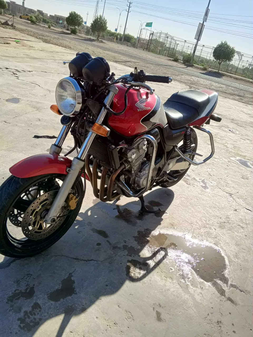 سلام عليكم سيبي فور 400جيل ثالث موديل 2016نوزل مكفوله كفاله عامه
ما صارله 3تشهر طالعه من المعرض

المكان ديوانيه ما متواجد خاص نتصال بل رقم

***********. *********** فقط وتساب نتصال السعر 25$وبيه مجال
