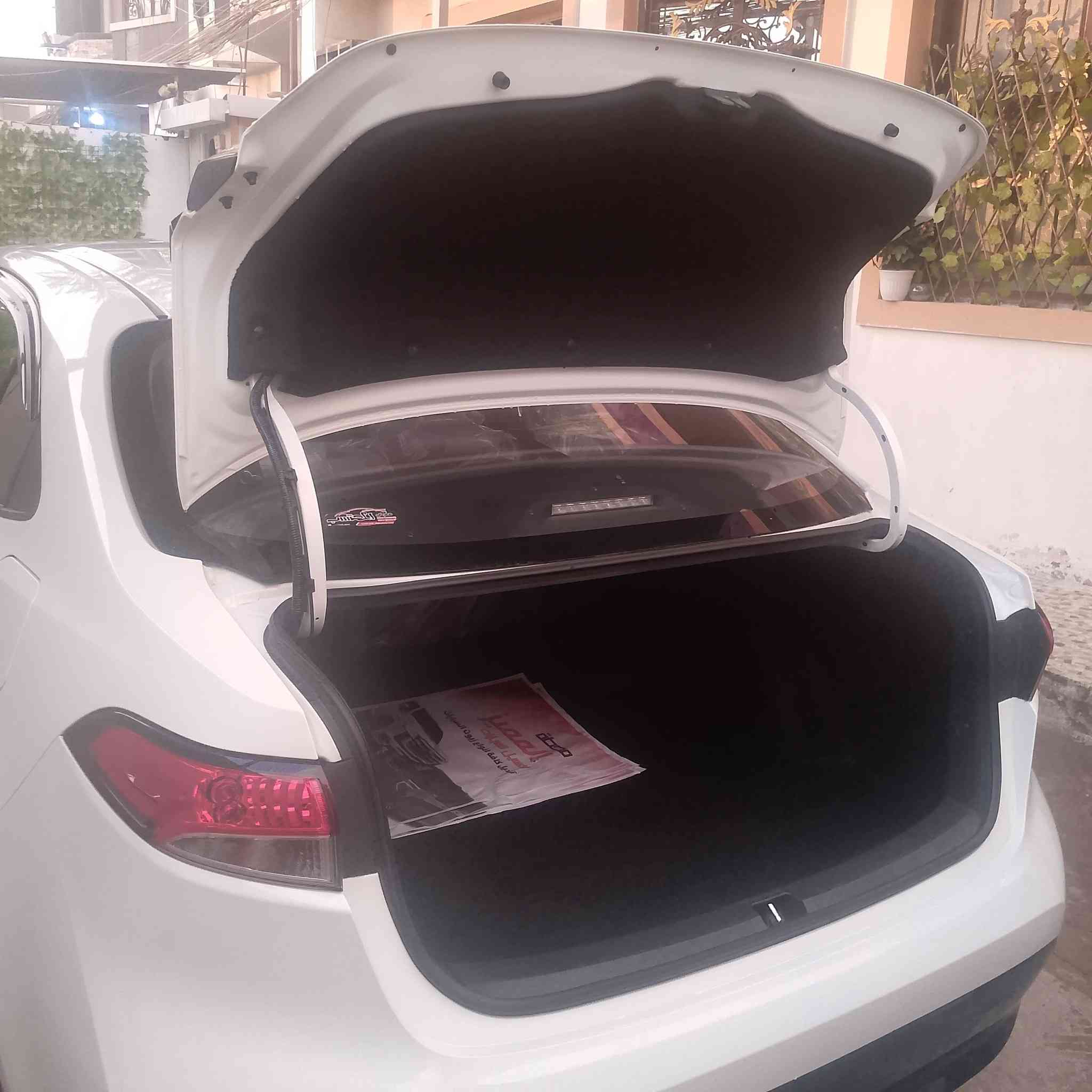 سلام عليكم كورله هايبرد شكل المريكي سياره تعرفون مواصفاته فول سياره كفاله لاظربه ولاصبغ سياره جديده مال بيت بسمي ماشيه 32 المحرك بعده بترابه ممخسول أبد للبيع السعر 153 بيه مجال حك الجيه مكاني بغداد الكرخ علمن انه سياره نضام سعودي  ***********
