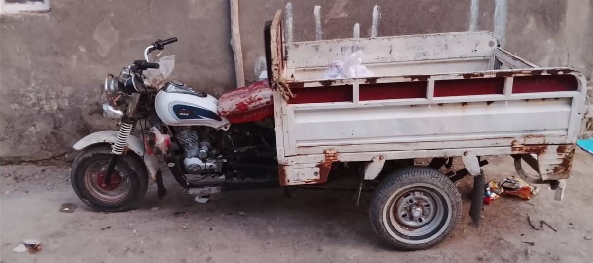 ستوته للبيع مديل ١٠ مرقمه انكليزي  وبسمي ثاني يوم احولك. سوق الشيوخ
١٩٥٠ وبيه مجال ***********
