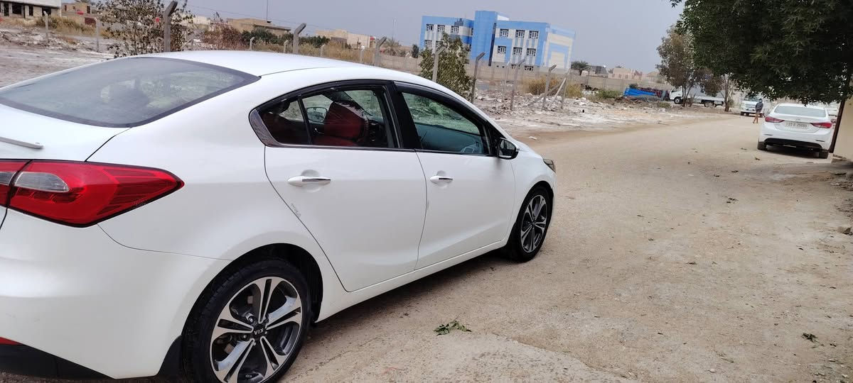 سلام عليكم
سيراتو 2014 فول سياره واحد على واحد
مكفوله من صبغ والتبديل
مكان بابل هاشميه
***********
