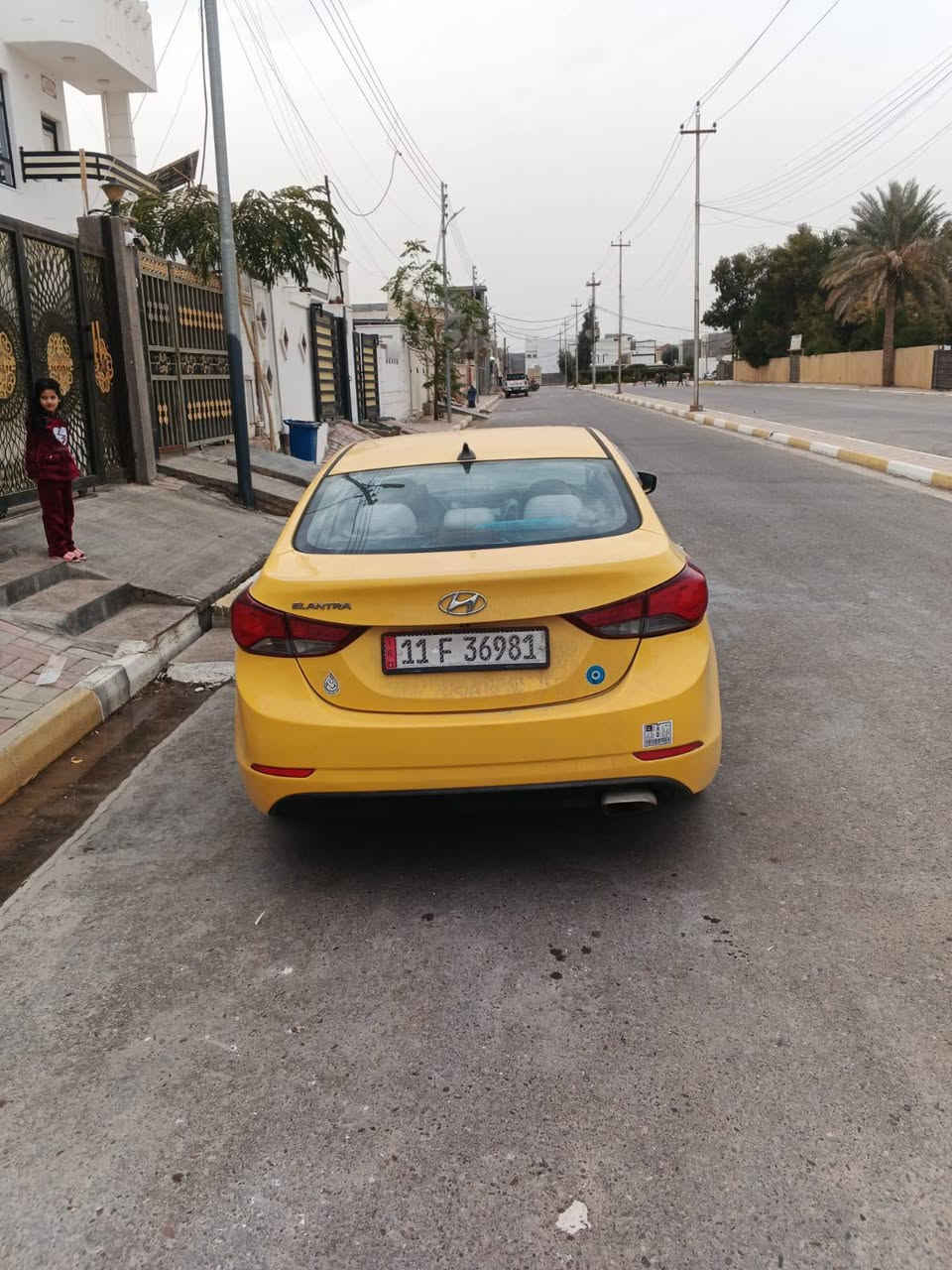 النترا 2015
ضررها جاملغ وباب وارد امريكي سعرها 130مكلفه بالنشر  العنوان خمسه كيلو رقم صاحب سياره***********
