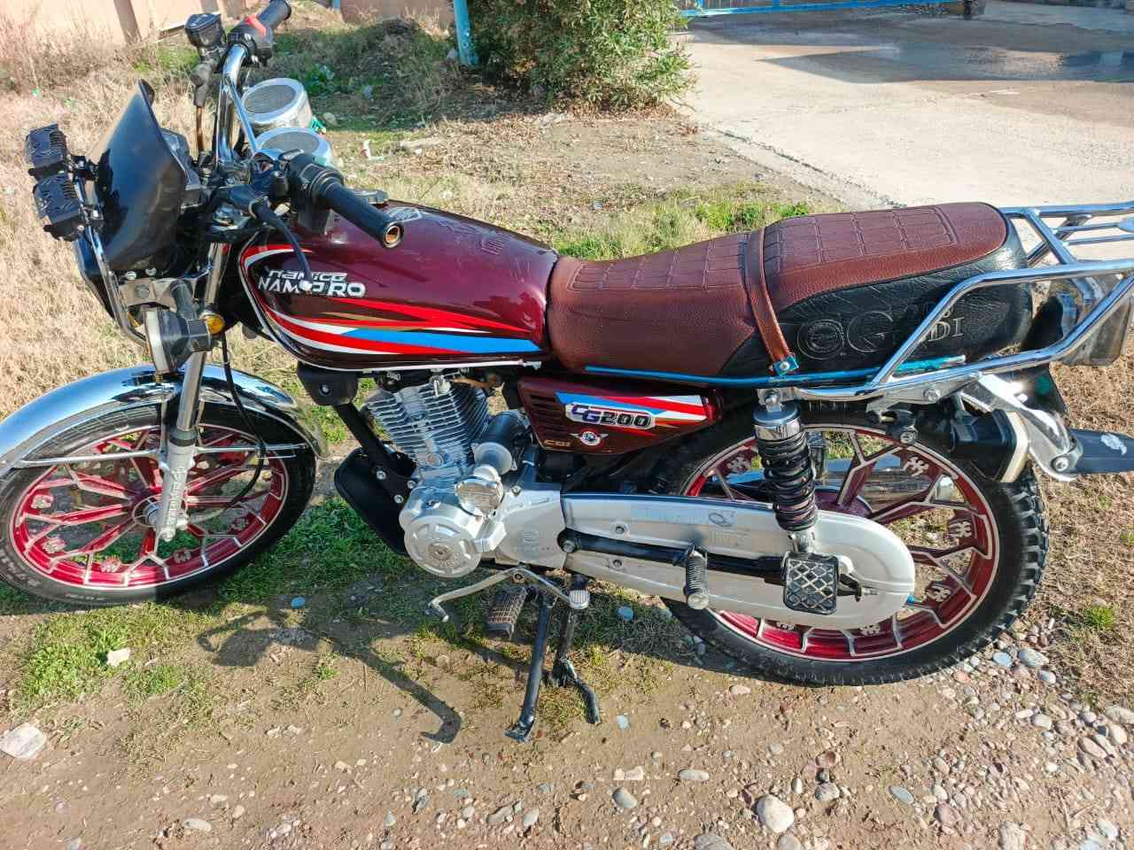 السلام عليكم دراجه نامي برو حجم 200 السعر 650 وبيهه مجال ***********
