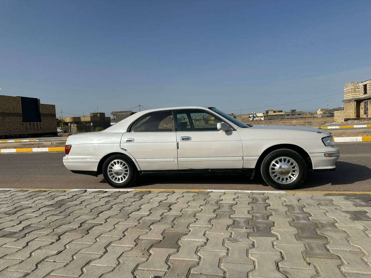 بطه منفصل موديل 94 مكينه 3000
رقم بابل دولي مجدده 2030 سياره كفاله من كير مكينه والگصه ونقل الجثه والعيب الشرعي تبريد شغال  العنوان بابل60$
***********
