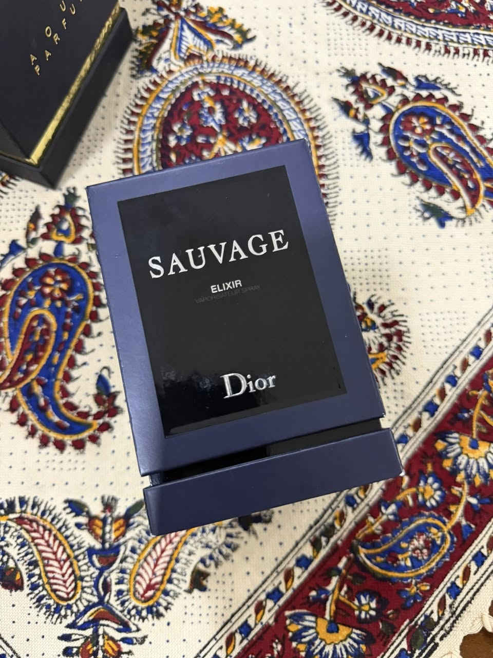 عطور مستخدمه كم مل وجديد بأسعار جداً مناسبه للاستفسار خاص او الاتصال على الرقم *********** اكرر اسعار مناسبه جداً وفرق وية السوك + مع ضمان مفتوح مدى الحياة
