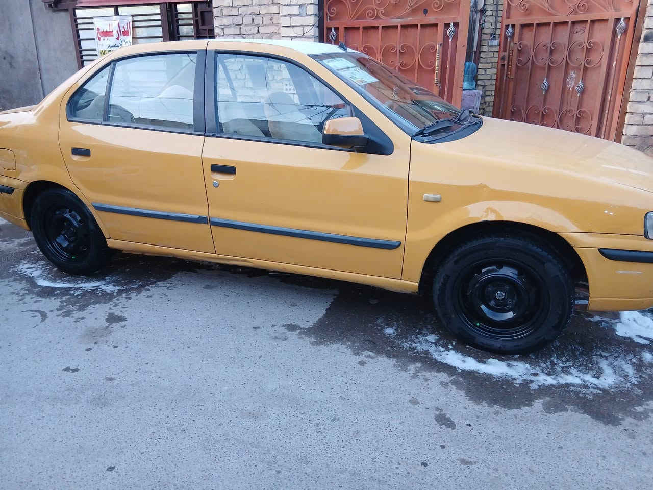 سلام عليكم سمند 11ناطقه سياره نضيفه وحلوه كامله كلشي شغال تبريدثلج صدر جديد تخم تاير جديد السعر35بيها مجال بسيط الرقم *********** الشراي خابر وبلخدمه بغداد الشعب
